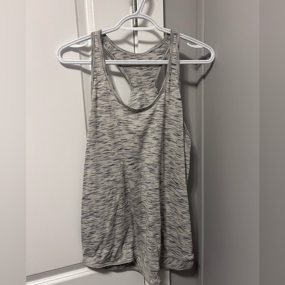 LULULEMON racer back tank top 10 - Picture 2 of 5